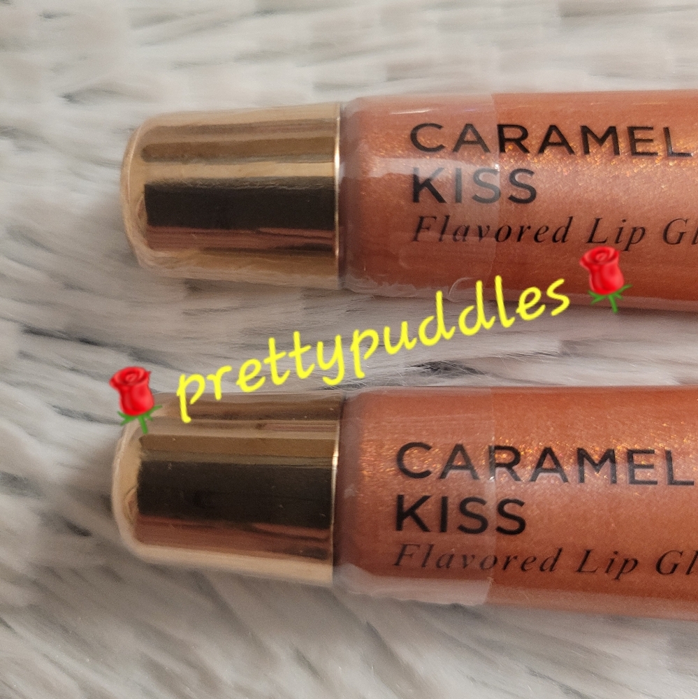 π NWOT VS Caramel Kiss Lip Gloss π - Picture 4 of 13